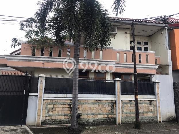 Dijual Hunian Rumah Terawat 4 Kamar di Duta Garden, Tangerang Dijual Hunian Rumah Terawat 4 Kamar di Duta Garden, Tangerang