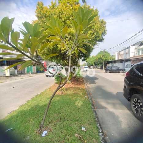 Jual Rumah Mewah Elegan Dengan View Eksklusif di Taman Surya, Jakarta Barat Jual Rumah Mewah Elegan Dengan View Eksklusif di Taman Surya, Jakarta Barat