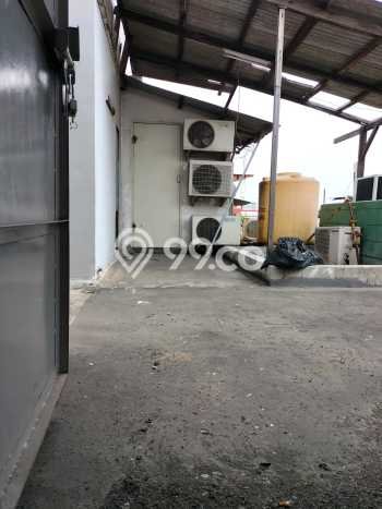 Ruko Disewa di Kebon Jeruk, Jakarta Barat, LT 65m2 / LB 291m2 Ruko Disewa di Kebon Jeruk, Jakarta Barat, LT 65m2 / LB 291m2