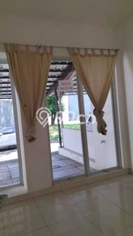 Rumah sewa siap pakai 3 Kamar Tidur di Graha Raya, Tangerang Selatan Rumah sewa siap pakai 3 Kamar Tidur di Graha Raya, Tangerang Selatan
