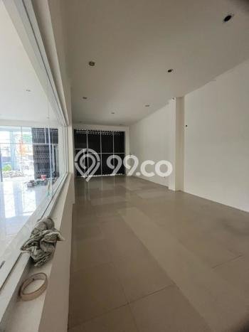Ruko paling strategis disewakan di Serpong Tangerang Selatan Ruko paling strategis disewakan di Serpong Tangerang Selatan