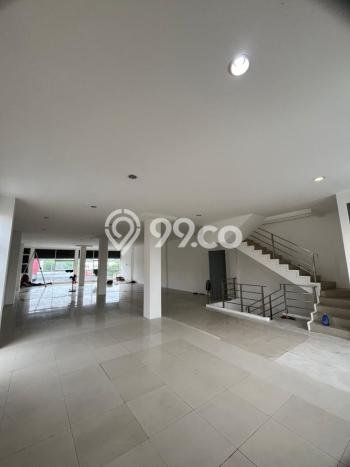 Ruko paling strategis disewakan di Serpong Tangerang Selatan Ruko paling strategis disewakan di Serpong Tangerang Selatan