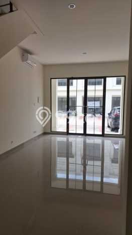 Disewakan Ruko di Kawasan Ramai Gading Serpong Luas 90m2 Disewakan Ruko di Kawasan Ramai Gading Serpong Luas 90m2