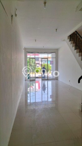 Area Strategis! Disewakan Ruko Lokasi Serpong, Tangerang Selatan Cocok untuk Bisnis Area Strategis! Disewakan Ruko Lokasi Serpong, Tangerang Selatan Cocok untuk Bisnis