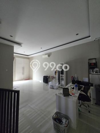 Jual Rumah Luas Elegan Dengan View Eksklusif di Duta Garden, Tangerang Jual Rumah Luas Elegan Dengan View Eksklusif di Duta Garden, Tangerang