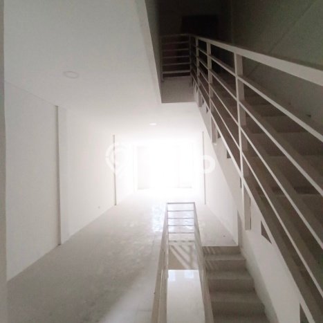 Dijual Ruko Area Bisnis Kawasan Cipocok Jaya, Luas 214m², Jalan Raya Dijual Ruko Area Bisnis Kawasan Cipocok Jaya, Luas 214m², Jalan Raya