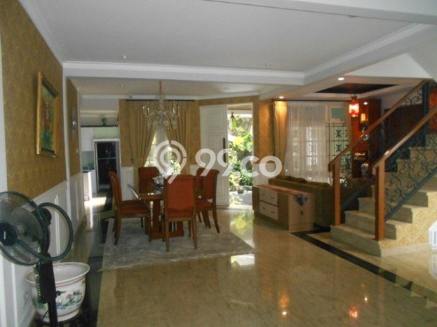 Jual Rumah Luas Elegan Dengan View Eksklusif di Lebak Bulus, Jakarta Selatan Jual Rumah Luas Elegan Dengan View Eksklusif di Lebak Bulus, Jakarta Selatan