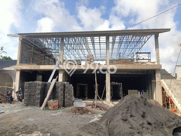 LOKASI TERBAIK! Ruko di Uluwatu, Luas 180m², Lokasi Strategis LOKASI TERBAIK! Ruko di Uluwatu, Luas 180m², Lokasi Strategis