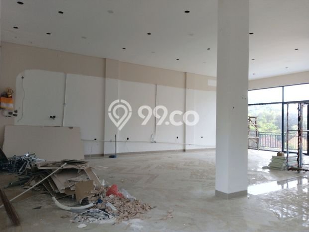 LOKASI BISNIS! Ruko Disewakan di Pecatu, Luas 168m², Jalan Strategis, Siap Usaha LOKASI BISNIS! Ruko Disewakan di Pecatu, Luas 168m², Jalan Strategis, Siap Usaha