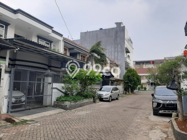 Rumah LT 120m² / LB 175m² Pemandangan Laut di Kalideres, Jakarta Barat Rumah LT 120m² / LB 175m² Pemandangan Laut di Kalideres, Jakarta Barat