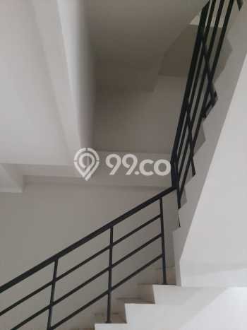 AREA KOMERSIAL! Ruko For Rent di Kalideres, Luas 180m², Jalan Strategis AREA KOMERSIAL! Ruko For Rent di Kalideres, Luas 180m², Jalan Strategis