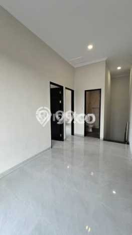 Dijual Rumah Luas Elegan Dengan View Cantik di Nginden, Surabaya Dijual Rumah Luas Elegan Dengan View Cantik di Nginden, Surabaya