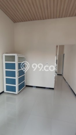 Kesempatan Investasi 3 Kamar Tidur dan 2 Kamar Mandi di Lokasi Strategis , Surabaya Kesempatan Investasi 3 Kamar Tidur dan 2 Kamar Mandi di Lokasi Strategis , Surabaya