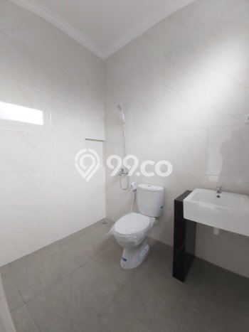 PROPERTI UNGGULAN! Rumah Premium di Manyar, Luas 77m² LB 120m² PROPERTI UNGGULAN! Rumah Premium di Manyar, Luas 77m² LB 120m²