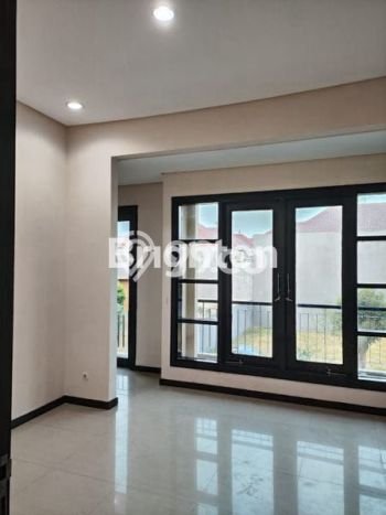 Rumah Siap Huni 4 KT 4 KM di , Surabaya Rumah Siap Huni 4 KT 4 KM di , Surabaya