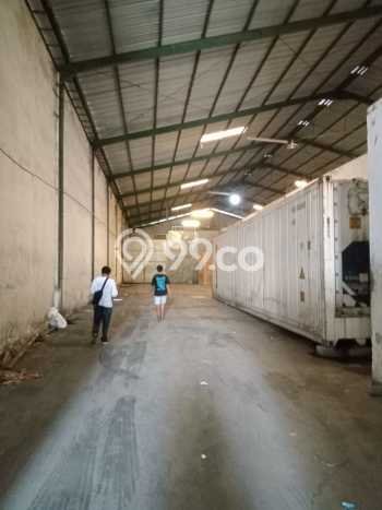 Unit Gudang disewakan di Gedangan Sidoarjo dengan LT 1500m2 / LB 1500m2 Unit Gudang disewakan di Gedangan Sidoarjo dengan LT 1500m2 / LB 1500m2