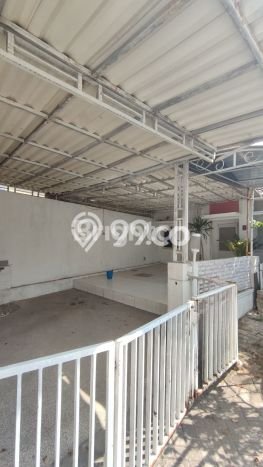 For Sale Rumah 2 Kamar Lokasi Strategis Bagus dan Strategis di Waru For Sale Rumah 2 Kamar Lokasi Strategis Bagus dan Strategis di Waru