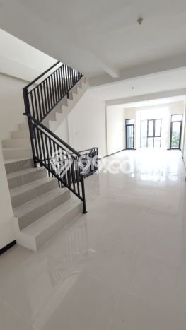 Ruko Favorit Dijual di Wiyung Surabaya Area Pusat Bisnis Ruko Favorit Dijual di Wiyung Surabaya Area Pusat Bisnis