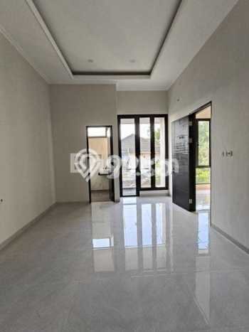 Dijual Rumah Luas Elegan Dengan View Cantik di Nginden, Surabaya Dijual Rumah Luas Elegan Dengan View Cantik di Nginden, Surabaya