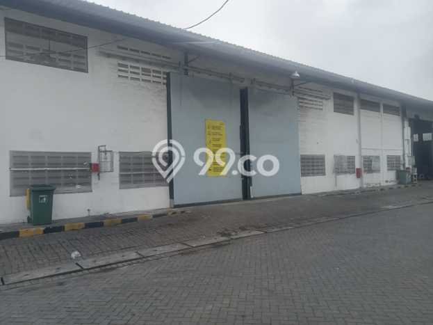 Disewakan Gudang komersial di Taman luas bangunan 695m2 Disewakan Gudang komersial di Taman luas bangunan 695m2