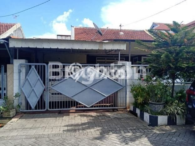 Rumah Modern 4 KT LT 200m2 di Jemursari Rumah Modern 4 KT LT 200m2 di Jemursari