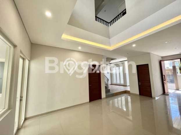 For Sale Rumah Elit Exclusive di Tenggilis Mejoyo, Surabaya For Sale Rumah Elit Exclusive di Tenggilis Mejoyo, Surabaya