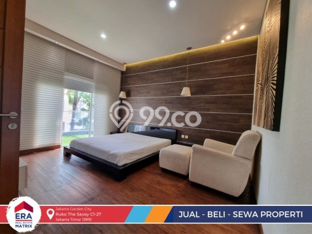 Dijual Rumah Premium dengan Fasilitas Sekitar Komplit di Cakung, Jakarta Timur Dijual Rumah Premium dengan Fasilitas Sekitar Komplit di Cakung, Jakarta Timur
