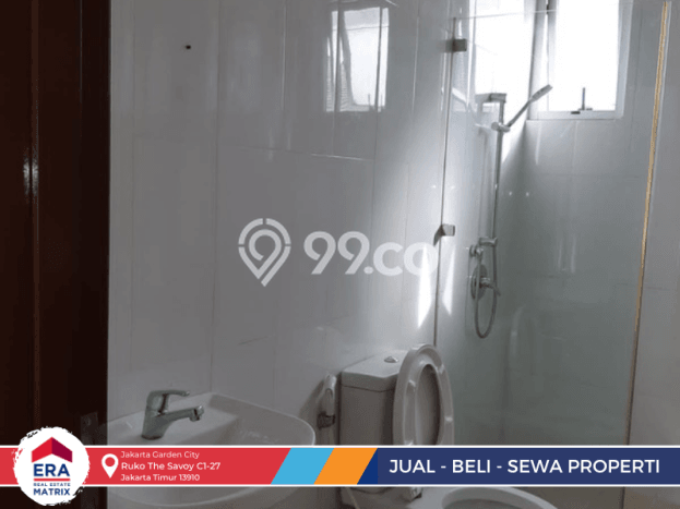 Rumah Mewah Siap Huni LT 240m2 di Cakung, Jakarta Timur Rumah Mewah Siap Huni LT 240m2 di Cakung, Jakarta Timur