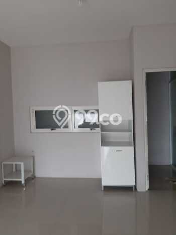 Rumah Luxury Modern Siap Huni di Joglo Jakarta Barat Rumah Luxury Modern Siap Huni di Joglo Jakarta Barat