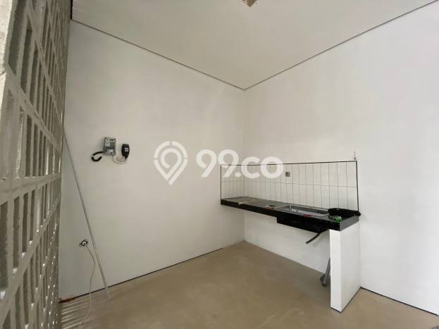 Aset Investasi! Rumah Kost Dijual di Depok, Sleman, 11 KT, 11 KM, Luas 180m2 Aset Investasi! Rumah Kost Dijual di Depok, Sleman, 11 KT, 11 KM, Luas 180m2