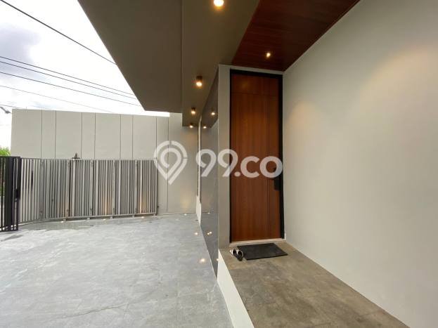 For Sale Rumah 4 Kamar Lokasi Strategis Nyaman dan Strategis di Sleman For Sale Rumah 4 Kamar Lokasi Strategis Nyaman dan Strategis di Sleman
