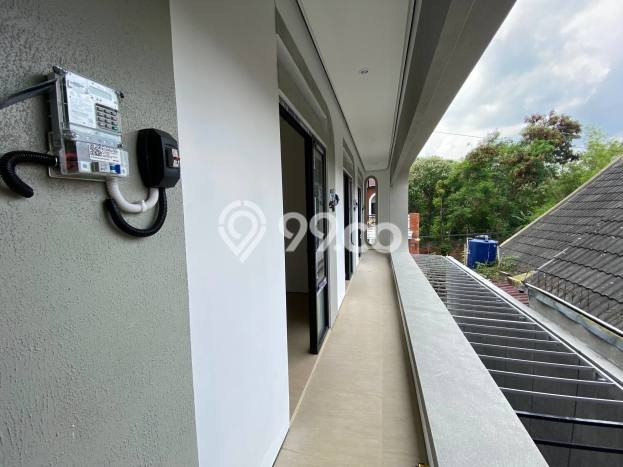 Aset Investasi! Rumah Kost Dijual di Depok, Sleman, 11 KT, 11 KM, Luas 180m2 Aset Investasi! Rumah Kost Dijual di Depok, Sleman, 11 KT, 11 KM, Luas 180m2