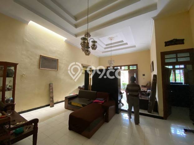 Hunian Cantik Modern Lb 200m2 di Banguntapan, Bantul Hunian Cantik Modern Lb 200m2 di Banguntapan, Bantul