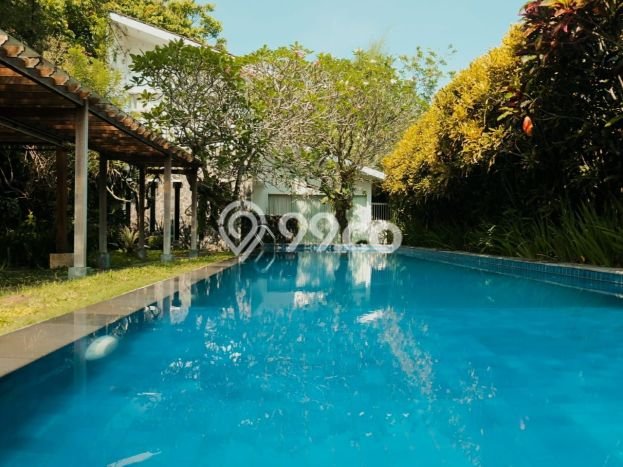 Rumah Eksklusif Dijual LT 1059m2 di Ngaglik, Sleman Rumah Eksklusif Dijual LT 1059m2 di Ngaglik, Sleman