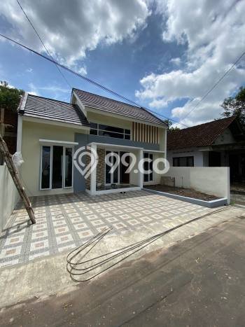 Jual Rumah Murah Meriah Godean Punya 2 KT & LT 109m2 Jual Rumah Murah Meriah Godean Punya 2 KT & LT 109m2