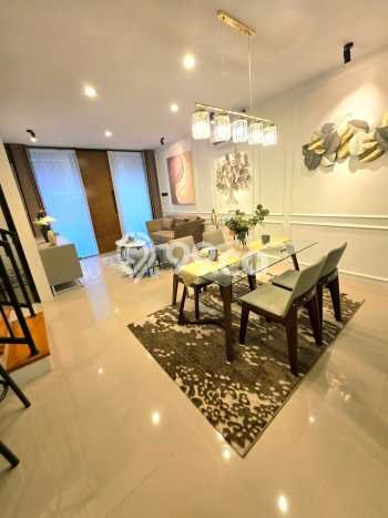 DIJUAL CEPAT! Rumah Siap Huni Area Strategis Maguwoharjo, LT 117m² LB 116m² DIJUAL CEPAT! Rumah Siap Huni Area Strategis Maguwoharjo, LT 117m² LB 116m²