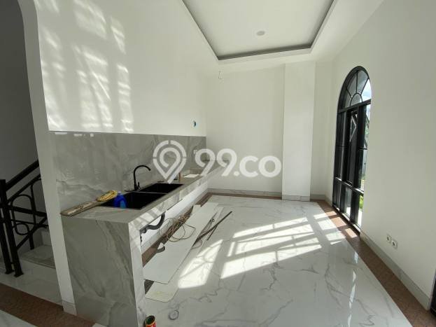 Rumah Kost Dijual Lokasi Depok, Sleman, 36 Kamar Tidur, 36 Kamar Mandi, 791m2 Rumah Kost Dijual Lokasi Depok, Sleman, 36 Kamar Tidur, 36 Kamar Mandi, 791m2