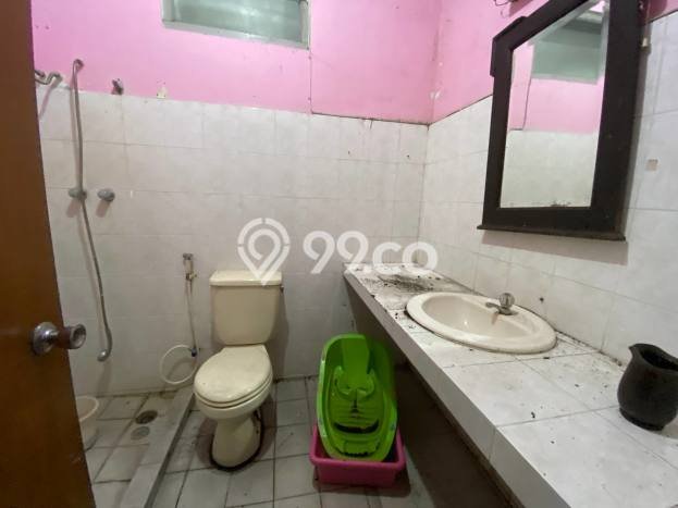 Rumah Lokasi Strategis di Umbulharjo, Yogyakarta, LT 1050m2m² LB 400m2m² Rumah Lokasi Strategis di Umbulharjo, Yogyakarta, LT 1050m2m² LB 400m2m²