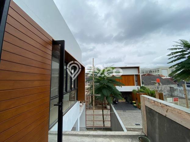 Rumah Mewah Siap Huni LT 105m2 di Depok, Sleman Rumah Mewah Siap Huni LT 105m2 di Depok, Sleman