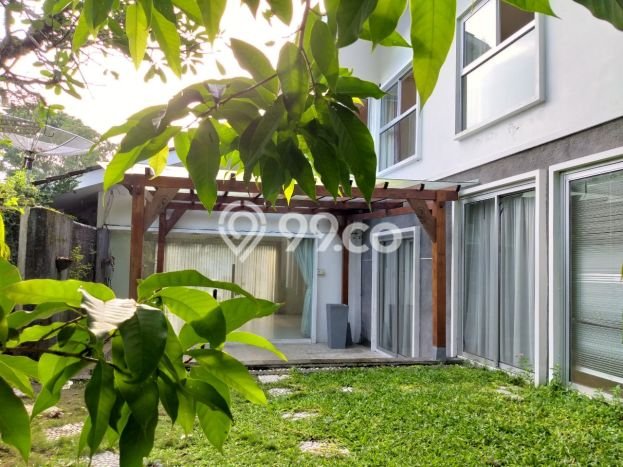 Rumah Eksklusif Dijual LT 1059m2 di Ngaglik, Sleman Rumah Eksklusif Dijual LT 1059m2 di Ngaglik, Sleman