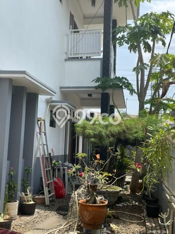 Rumah Bagus di Cakung, Jakarta Timur, LT 240m², LB 360m² Rumah Bagus di Cakung, Jakarta Timur, LT 240m², LB 360m²