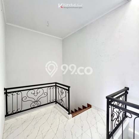 Jual Rumah Favorit Siap Huni LB 120m2 di Jagakarsa, Jakarta Selatan Jual Rumah Favorit Siap Huni LB 120m2 di Jagakarsa, Jakarta Selatan