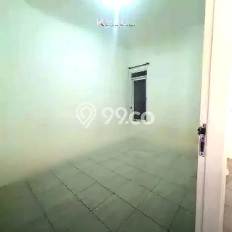 Rumah Modern Cantik 3 KT Bisa Langsung Pindah di Jagakarsa Rumah Modern Cantik 3 KT Bisa Langsung Pindah di Jagakarsa