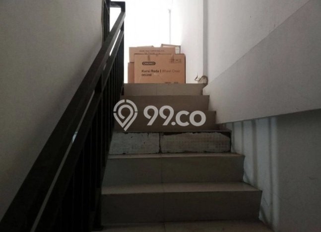 Ruko Kawasan Jebres, Luas 228m2m², Area Komersial, Ramai Ruko Kawasan Jebres, Luas 228m2m², Area Komersial, Ramai