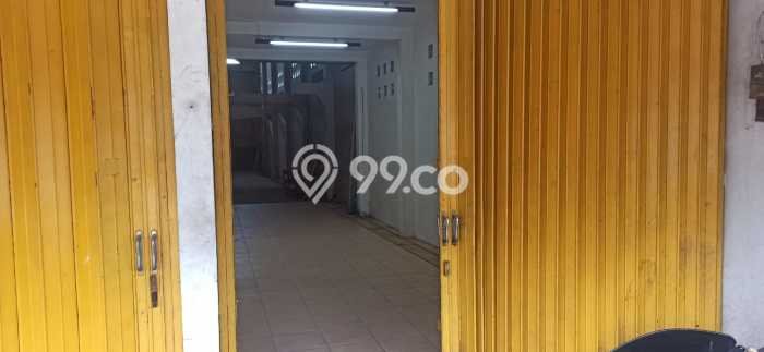 Unit Komersial Dijual di Semarang LT 225m2 & LB 335m2 Unit Komersial Dijual di Semarang LT 225m2 & LB 335m2