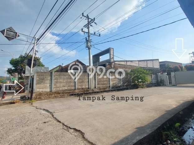 Jual Rumah Bagus Siap Huni LB 260m2 di Bawen, Semarang Jual Rumah Bagus Siap Huni LB 260m2 di Bawen, Semarang
