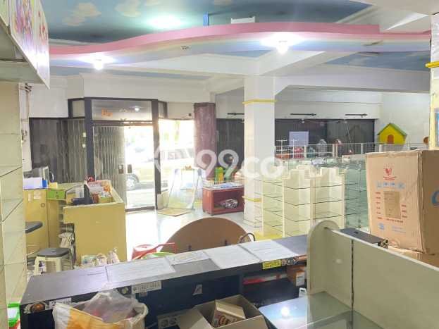 Komersial Area Strategis di Semarang Tengah, Luas 400m2m², Mainroad Komersial Area Strategis di Semarang Tengah, Luas 400m2m², Mainroad