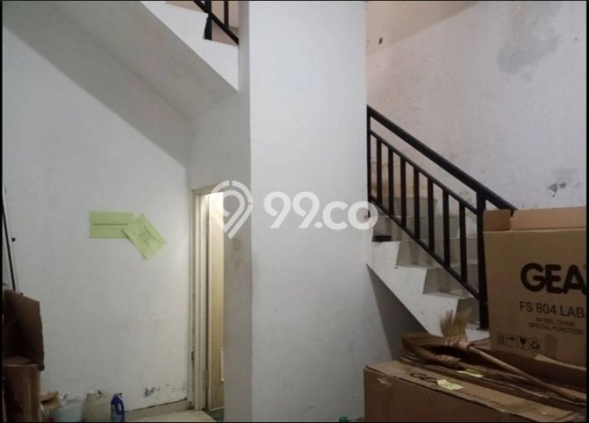 Ruko Kawasan Jebres, Luas 228m2m², Area Komersial, Ramai Ruko Kawasan Jebres, Luas 228m2m², Area Komersial, Ramai