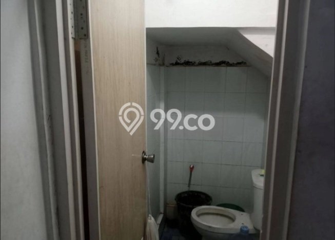 Ruko Kawasan Jebres, Luas 228m2m², Area Komersial, Ramai Ruko Kawasan Jebres, Luas 228m2m², Area Komersial, Ramai