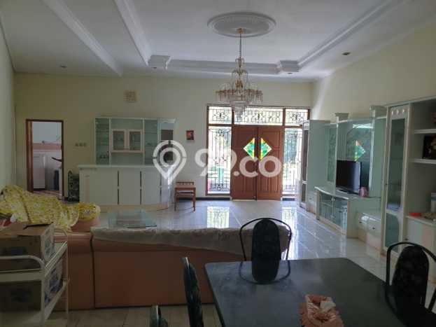 Vila Strategis di Bandungan, Area 650m2m², Dekat ke berbagai kebutuhan Vila Strategis di Bandungan, Area 650m2m², Dekat ke berbagai kebutuhan